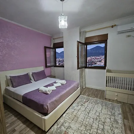 Panoramic 3 Bdr Penthouse In Skanderbeg Square 地拉那
