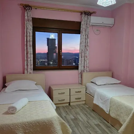 Panoramic 3 Bdr Penthouse In Skanderbeg Square 公寓 地拉那